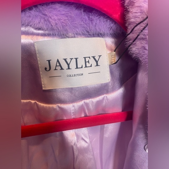 💜 Lilac Detachable Faux Fur& Belt, Faux Leather Metallic Maxi Trench Coat 💜 NWT - Picture 13 of 14